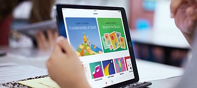 Már robotokat is lehet programozni az Apple Swift játszóterén át