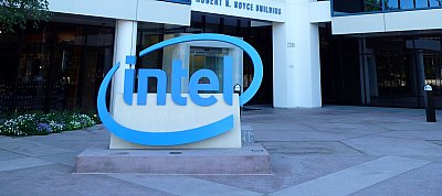 One Mono: Új, programozáshoz készült betűtípust adott ki az Intel