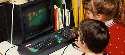 Harmincéves számítógépre írtak ki programozási versenyt